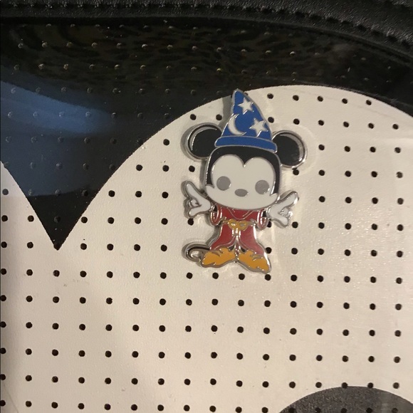 Loungefly Funko Pop Mickey Mouse - Picture 7 of 8